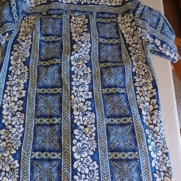 2 Vintage Men's Hawaiian Shirts Made in Hawaii Blue & Red men's M - Picture 6 of 12